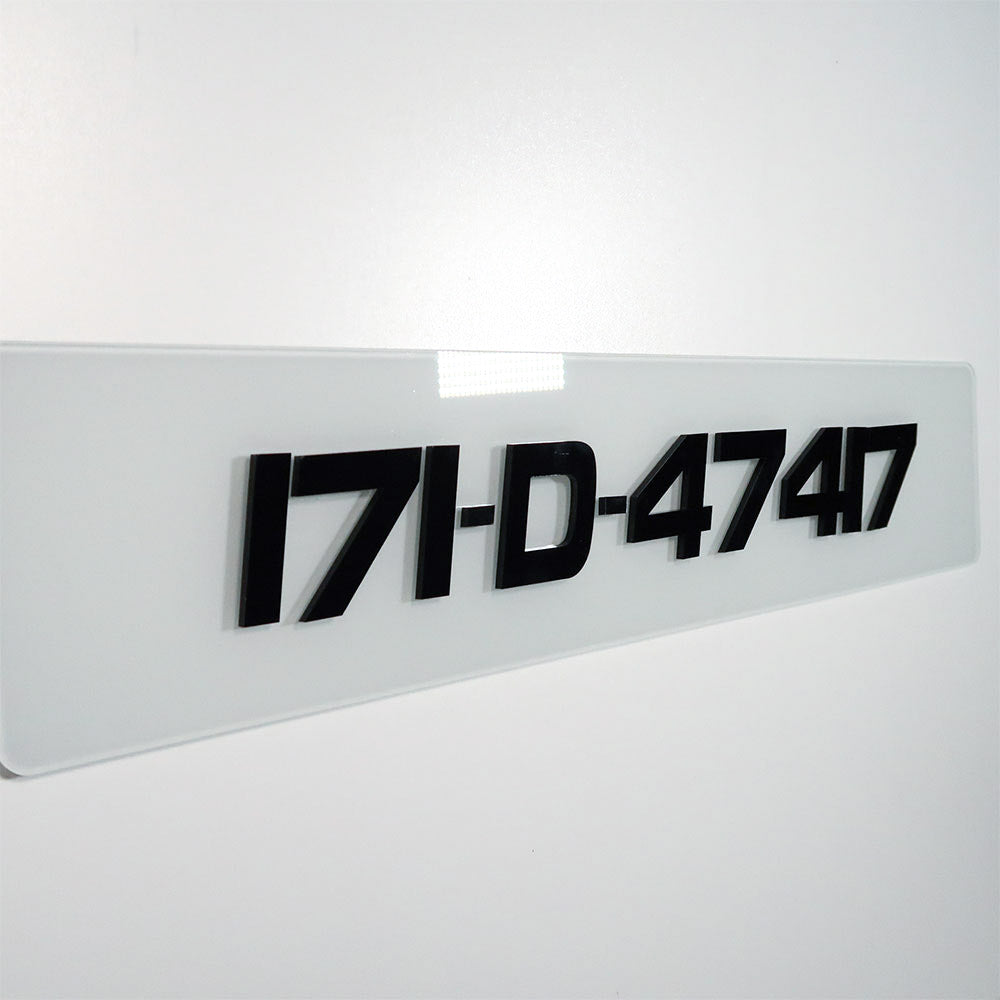 3D/4D Plain White Sporty Irish Number Plate - Side